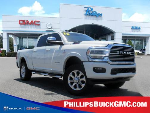 2022 RAM 2500 Laramie Crew Cab 4x4 6'4' Box