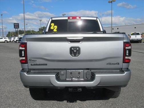 2022 RAM 2500 Laramie Crew Cab 4x4 6'4' Box