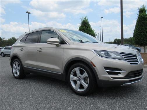 Karat Gold Metallic 2015 Lincoln MKC Base