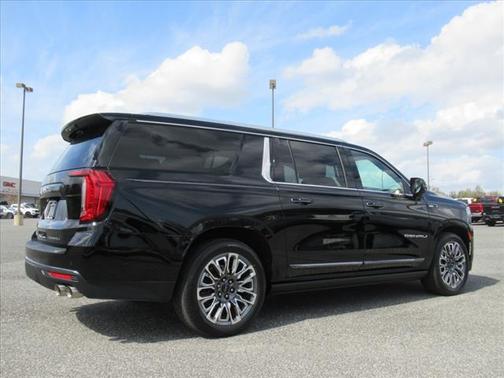 2023 GMC Yukon XL Denali Ultimate