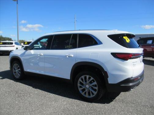 2025 Buick Enclave Preferred FWD