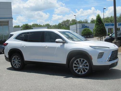 2025 Buick Enclave Preferred FWD