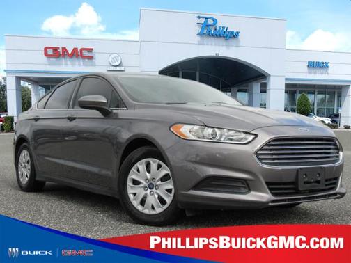 2014 Ford Fusion S