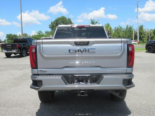 2025 GMC Sierra 2500 SLT
