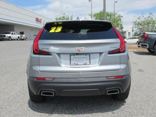 2023 Cadillac XT4 Luxury