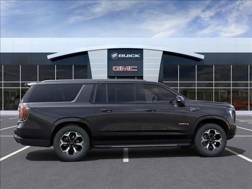 2025 GMC Yukon XL 4WD AT4