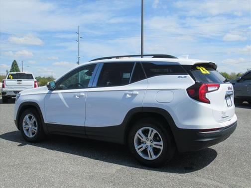 2022 GMC Terrain SLE