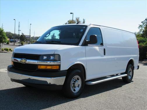 2024 Chevrolet Express 2500 RWD 2500 Regular Wheelbase WT