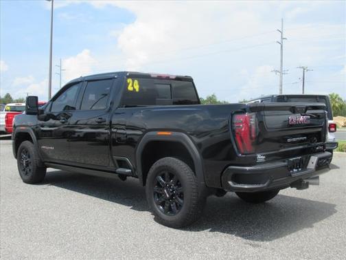 2024 GMC Sierra 2500 AT4