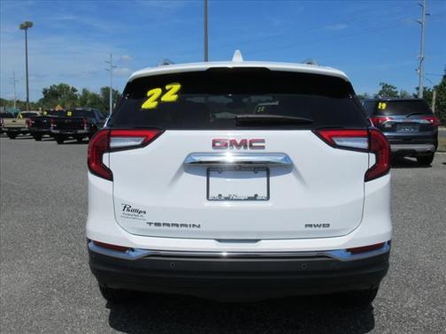 2022 GMC Terrain SLT
