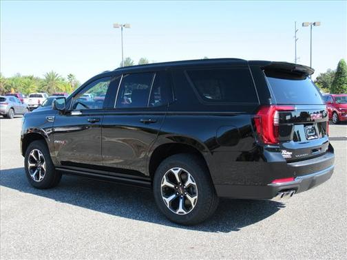 2026 GMC Yukon 4WD AT4