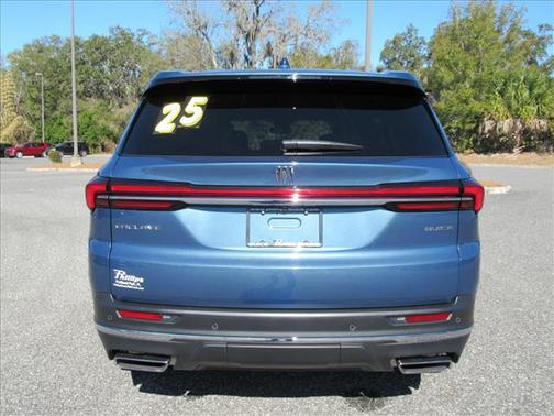 2025 Buick Enclave Preferred FWD
