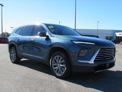 2025 Buick Enclave Preferred FWD