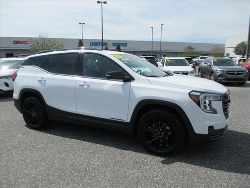 2023 GMC Terrain SLT