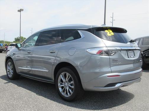 2023 Buick Enclave Avenir FWD