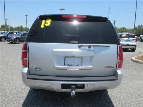 2013 GMC Yukon XL 1500 SLT