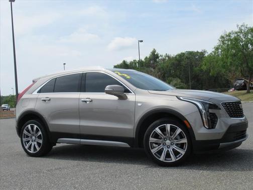 2023 Cadillac XT4 Premium Luxury