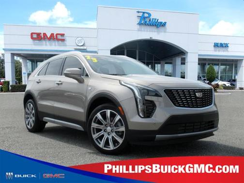 2023 Cadillac XT4 Premium Luxury
