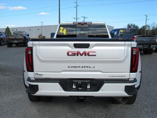 2024 GMC Sierra 3500 Denali