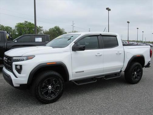 Summit White 2024 GMC Canyon Elevation