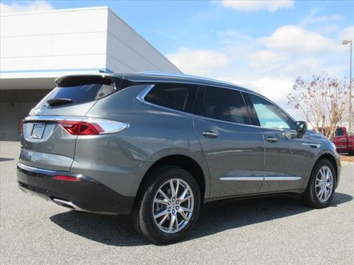 2023 Buick Enclave Essence FWD