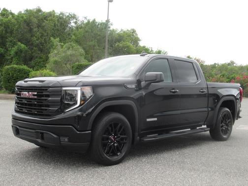 Onyx Black 2022 GMC Sierra 1500 Elevation