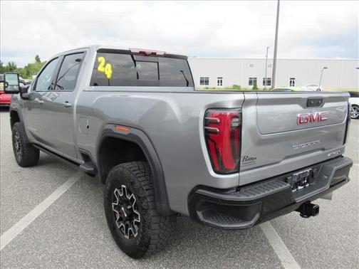 Sterling Metallic 2024 GMC Sierra 2500 AT4X