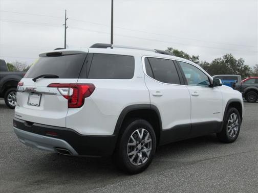 2022 GMC Acadia FWD SLT