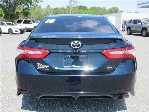 2018 Toyota Camry SE
