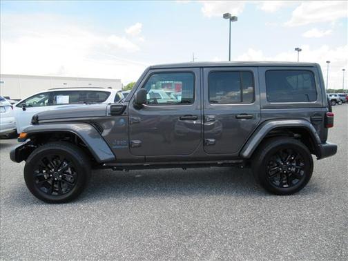 Granite Crystal Metallic Clearcoat 2025 Jeep Wrangler 4xe Sahara