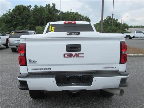 2015 GMC Sierra 2500 Denali