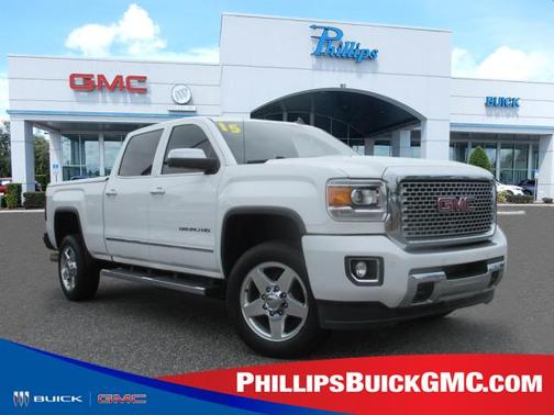 2015 GMC Sierra 2500 Denali