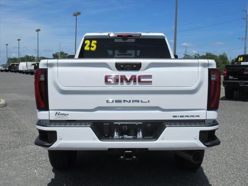 2025 GMC Sierra 2500 Denali