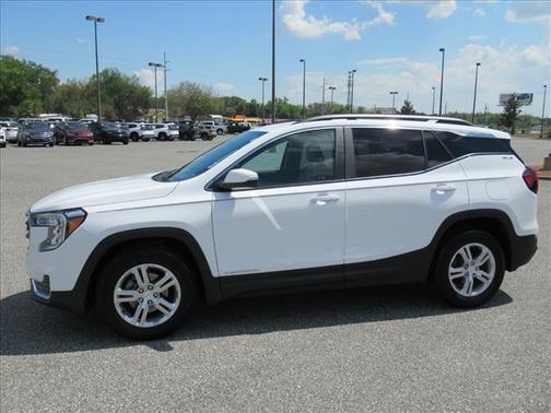 Summit White 2024 GMC Terrain SLE