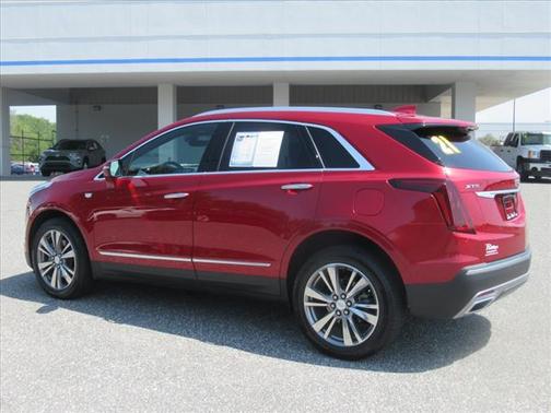 2021 Cadillac XT5 Premium Luxury