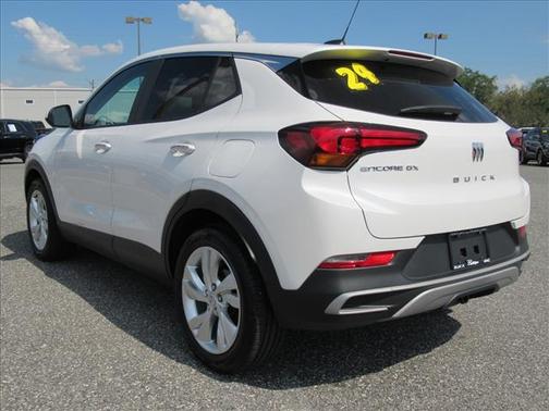 White Frost Tricoat 2024 Buick Encore GX Preferred