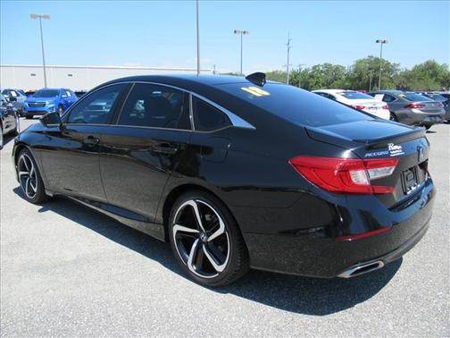 Crystal Black Pearl 2018 Honda Accord Sport 2.0T