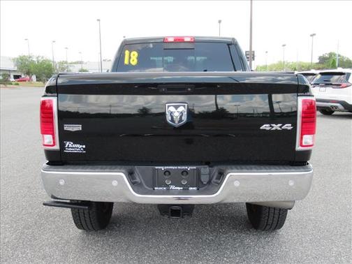 Black Forest Green Pearlcoat 2018 RAM 2500 Laramie Crew Cab 4x4 6'4' Box