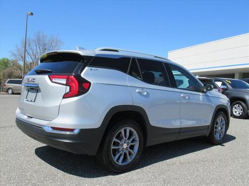 2022 GMC Terrain SLT