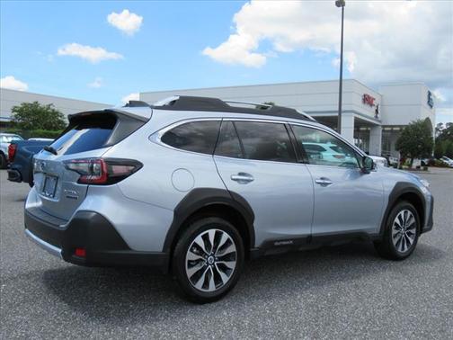 2024 Subaru Outback Touring