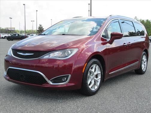 2019 Chrysler Pacifica Touring-L Plus