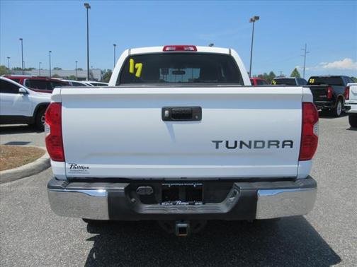 2017 Toyota Tundra SR5