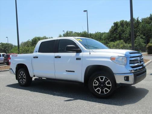 2017 Toyota Tundra SR5