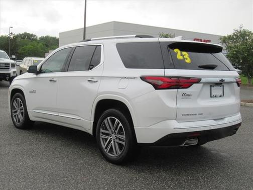 2023 Chevrolet Traverse High Country