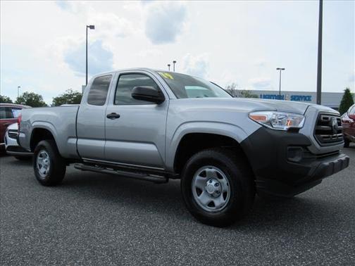Silver Sky Metallic 2019 Toyota Tacoma SR