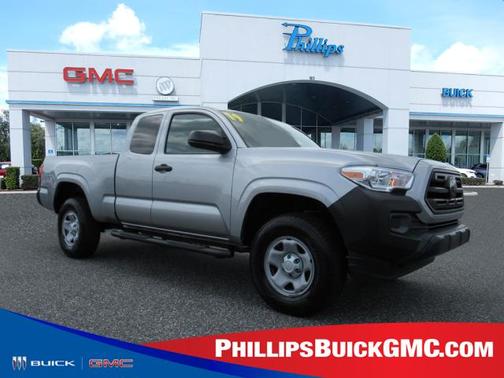 Silver Sky Metallic 2019 Toyota Tacoma SR