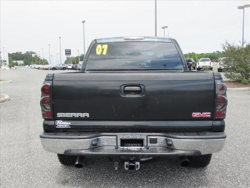 2007 GMC Sierra 1500 SL Crew Cab