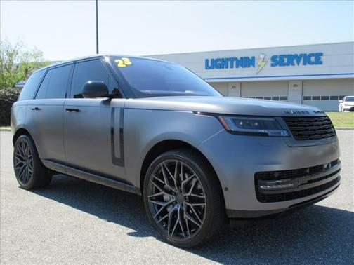2023 Land Rover Range Rover P530 SE