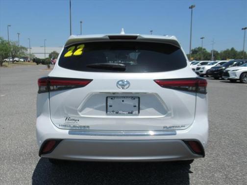 2022 Toyota Highlander Platinum