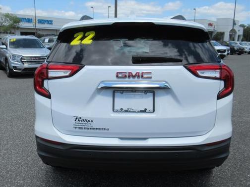 2022 GMC Terrain SLE
